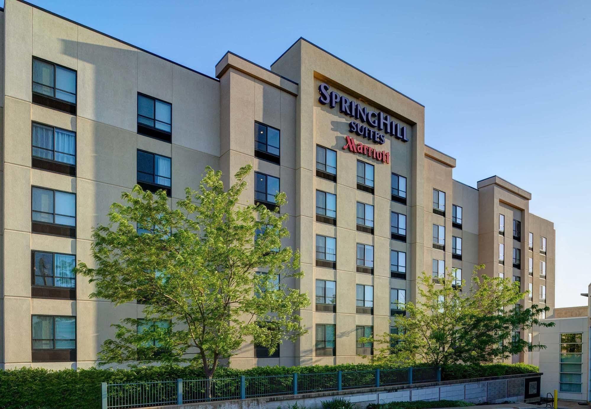 Springhill Suites St. Louis Brentwood Exterior foto